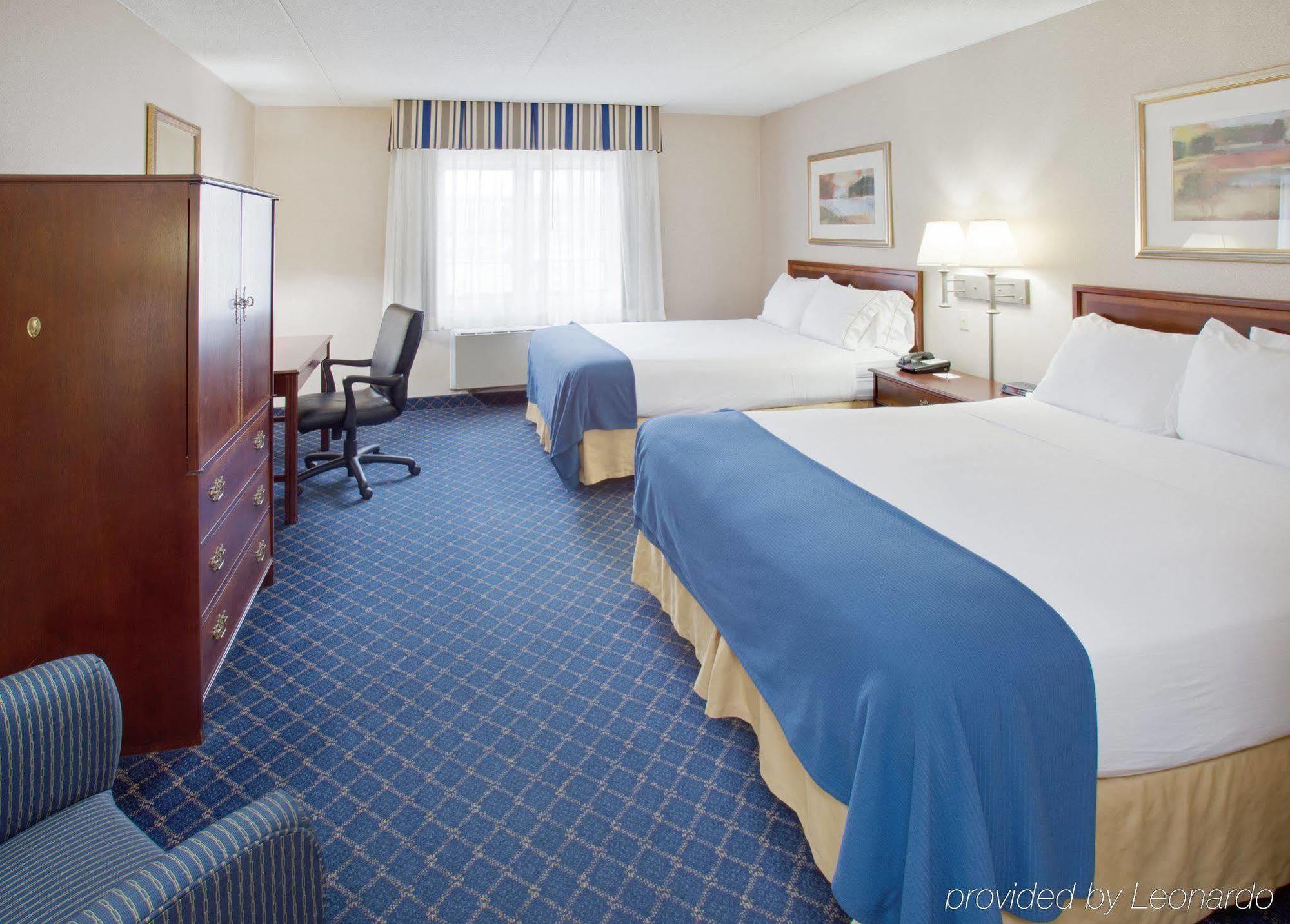 Holiday Inn Express Des Moines-At Drake University, An Ihg Hotel Zimmer foto